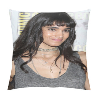 Personality  Sofia Boutella Pillow Covers