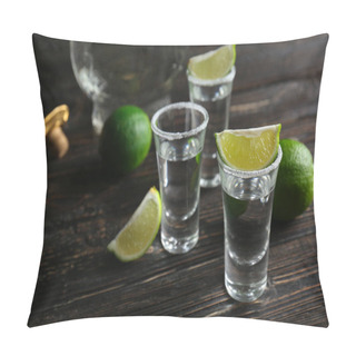 Personality  Tequila Shots With Lime Slices Pillow Covers
