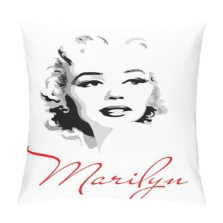 Personality  Marilyn Monroe (black And White Portrait) Pillow Covers