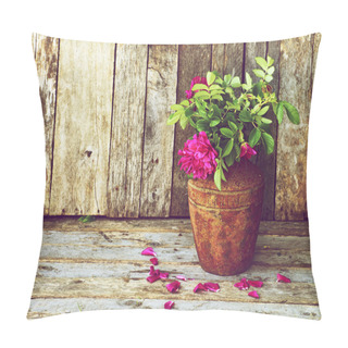 Personality  Wild Roses Still Life. Pillow Covers
