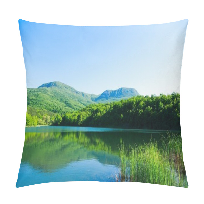 Personality  Beautiful Mountain Lake Pillow Covers