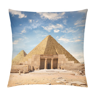 Personality  Ruins Near The Pyramids Pillow Covers