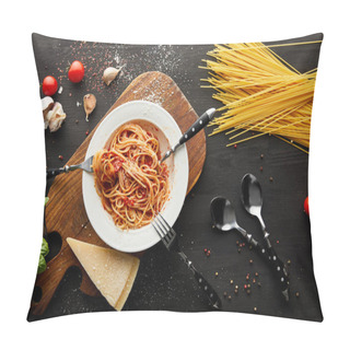 Personality  Top View Of Tasty Bolognese Pasta In White Plate Near Ingredients And Cutlery On Black Wooden Background Pillow Covers