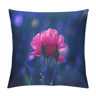 Personality  Scarlet Flower In The Night Pillow Covers