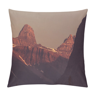 Personality  Picturesque Canadian Mountains Pillow Covers