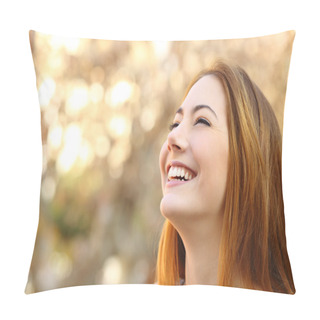 Personality  Portrait Of A Woman Laughing With A Perfect Teeth Pillow Covers