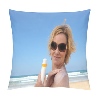 Personality  Blonde At The Beach Pillow Covers