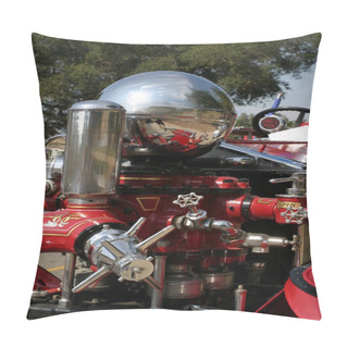 Personality  Old Fire Truck Pillow Covers