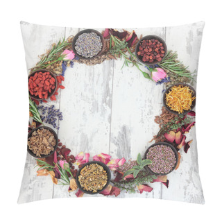 Personality  Herbal Wreath Pillow Covers