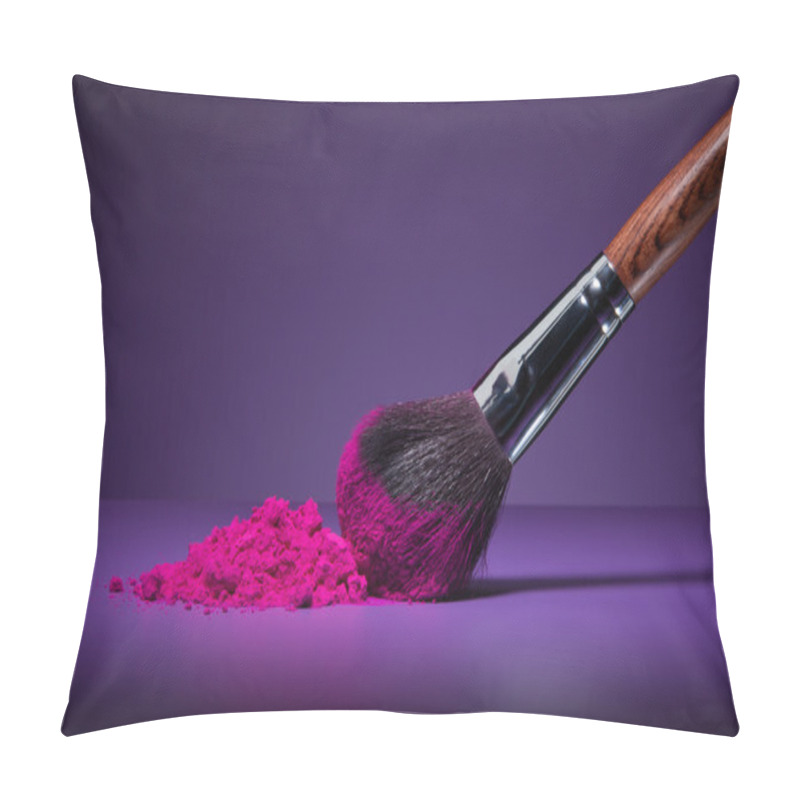 Personality  Brush and face powder pillow covers