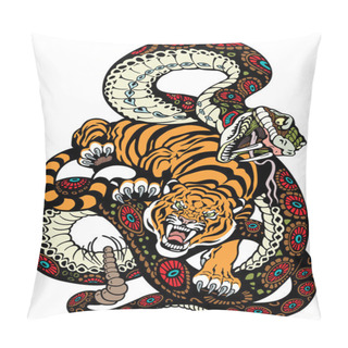 Personality  Snake And Tiger Fight Pillow Covers