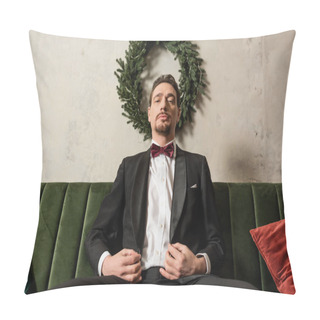 Personality  Wealthy Gentleman With Beard Wearing Tuxedo With Bow Tie Sitting On Sofa Near Christmas Wreath Pillow Covers