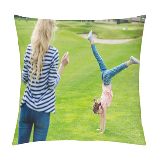 Personality  Happy Mother And Daughter In Park Pillow Covers