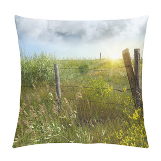 Personality  Old Country Fence On The Prairies Pillow Covers