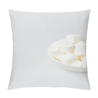 Personality  High Angle View Of Soft And Puffy Marshmallows In Bowl On White Pillow Covers