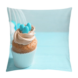 Personality  Tasty Easter Cupcake Pillow Covers
