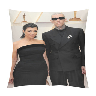 Personality  Kourtney Kardashian And Travis Barker At The 94th Annual Academy Awards Held At The Dolby Theatre In Los Angeles, USA On March 27, 2022. Pillow Covers