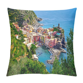 Personality  Scenic View Of Ocean And Harbor In Colorful Village Vernazza, Ci Pillow Covers