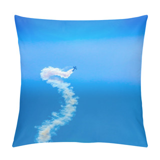 Personality  Fighter Plane Attacks In Turbo Fly On The Sky    Pillow Covers