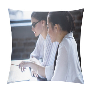 Personality  Businesswomen Discussing Business Plan Pillow Covers