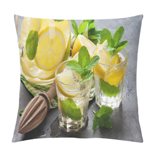 Personality  Lemonade With Lemon, Mint And Ice Pillow Covers