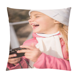 Personality  Smiling Girl Holding Photo Camera Pillow Covers