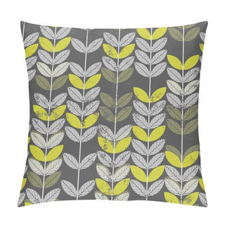 Personality  Retro Green Leaves On Branches On Dark Background Seamless Pattern Pillow Covers
