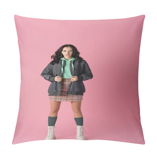 Personality  Brunette Young Woman In Casual Winter Outfit Posing On Pink Background Pillow Covers