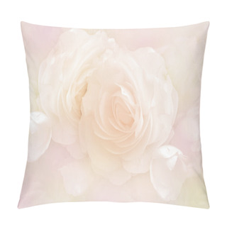Personality  Roses In Soft Pastel Tone. Pillow Covers