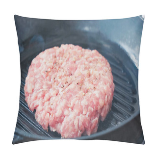 Personality  Close Up Of Mince Patty With Salt And Black Pepper On Hot Pan Pillow Covers