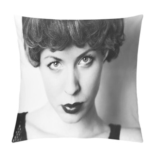 Personality  Vintage Like Soft Focus Portrait Of A Young Woman, Black And Whi Pillow Covers