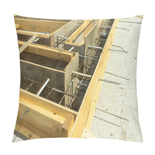 Personality  Production Of The Concrete Base Under The House With Use Of A Removable Timbering Pillow Covers