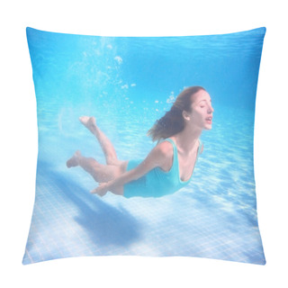 Personality  Young Woman Swimming Under Water Pillow Covers