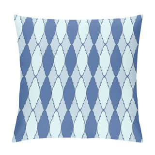 Personality  Gradient Shiny Pattern. Geometric Trellis Tile. Cool Persian Mosaic. Quatrefoil Moroccan Ethnic Tesselation. Traditional Seamless Eastern Cover. Silver Arabesque Pattern. Simple Geo Hijri. Pillow Covers