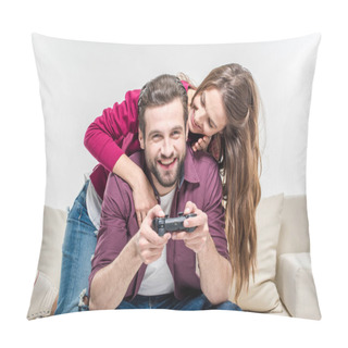 Personality  Woman Hugging Man Playing With Joystick Pillow Covers