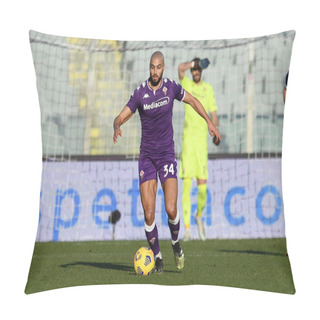Personality  Sofyan Amrabat Of ACF Fiorentina In Action During ACF Fiorentina Vs FC Internazionale - Italian Football Coppa Italia Match IN Florence, Italy, January 13, 2021 - Credit: LM/Matteo Papini Pillow Covers