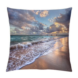 Personality  Inspiring And Dynamic Ocean Bay Sunrise Pillow Covers