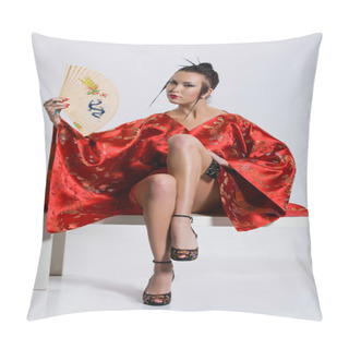Personality  Geisha Pillow Covers