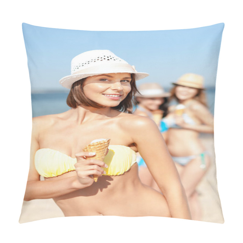 Personality  Girl in bikini eating ice cream on the beach pillow covers