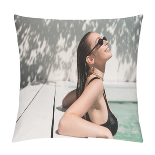 Personality  Happy Young Woman With Wet Hair And Stylish Sunglasses Sunbathing In Pool Pillow Covers