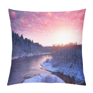 Personality  Beautiful River In Winter Landscape Pillow Covers
