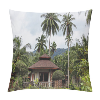 Personality  Bungalow Pillow Covers