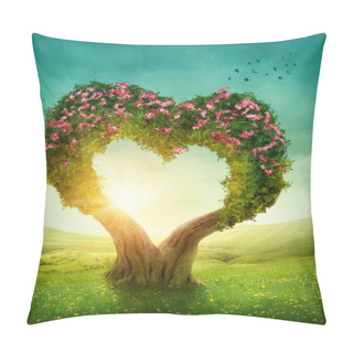 Personality  Heart Shaped Tree  Pillow Covers