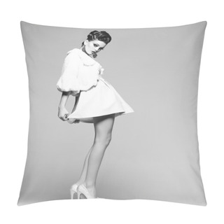 Personality  Beautiful Woman With Long Legs In White Dress, Fur And High-heels Posing In The Studio Pillow Covers