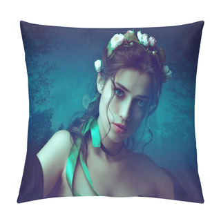 Personality  Horror Style Female Portrait Pillow Covers