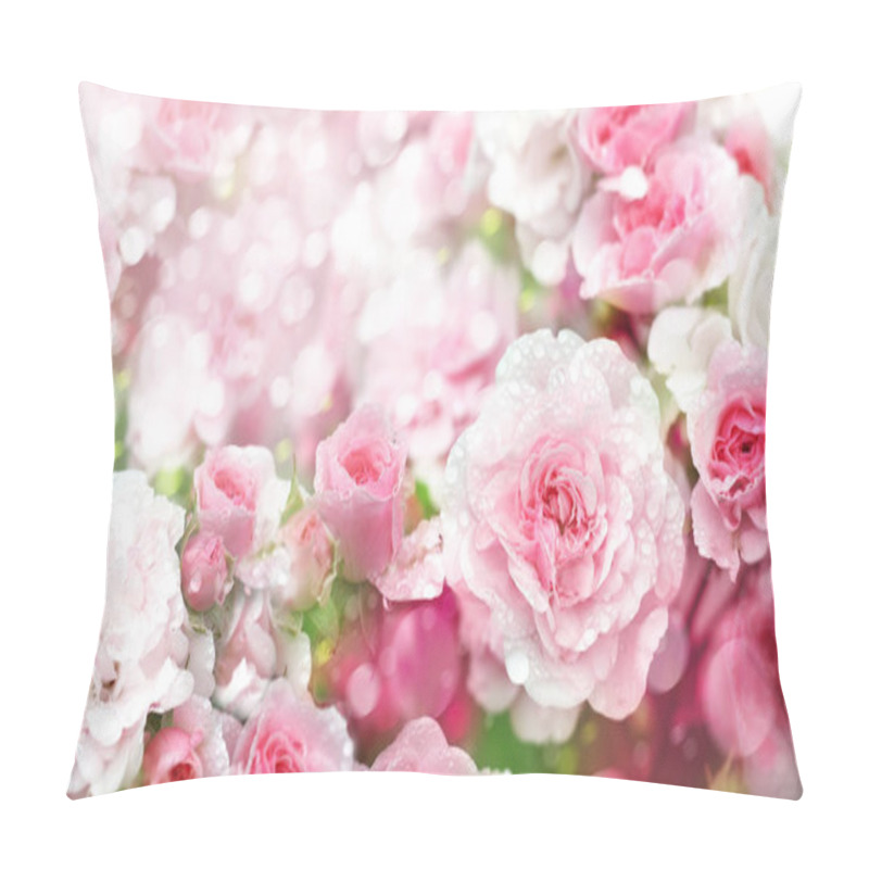 Personality  Close up of blossoming pink roses flowers   pillow covers