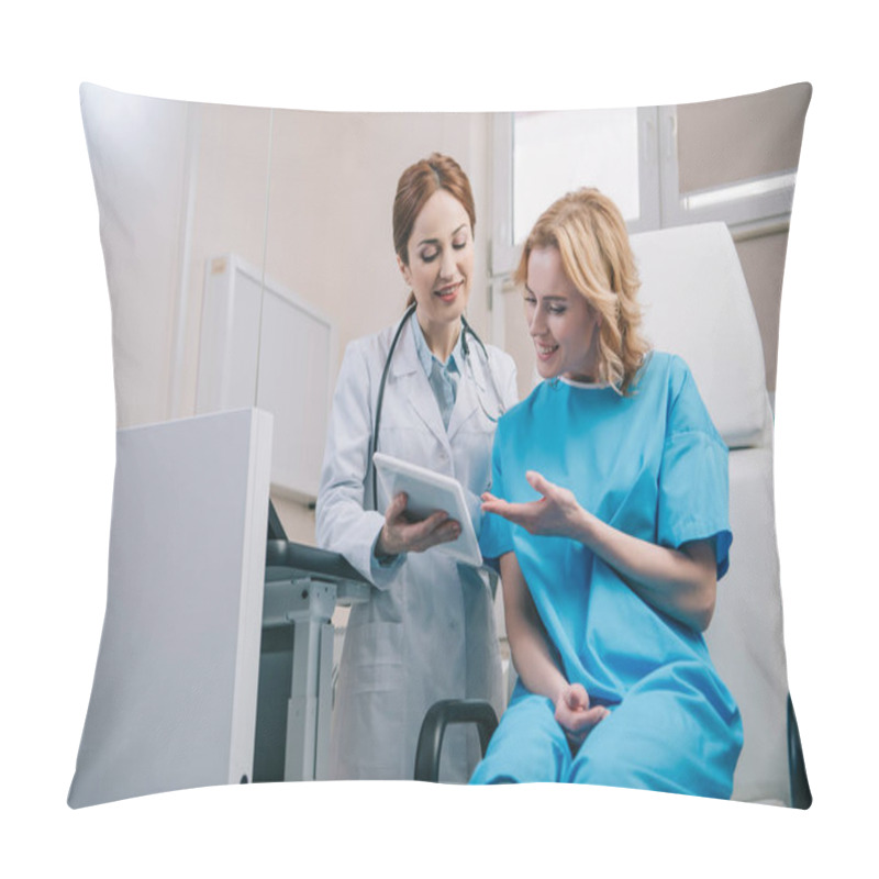 Personality  Smiling Doctor Showing Digital Tablet With Diagnosis To Happy Woman  Pillow Covers