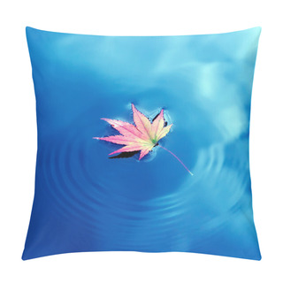 Personality  Autumn Maple Leaf On Water Pillow Covers