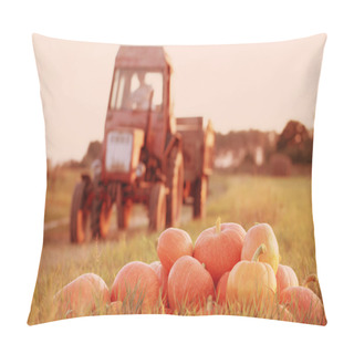Personality  Pumpkins And Tractor In Field Pillow Covers