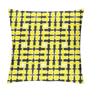 Personality  Strict Yellow Tiles From Intersecting White Squares And Black Cu Pillow Covers